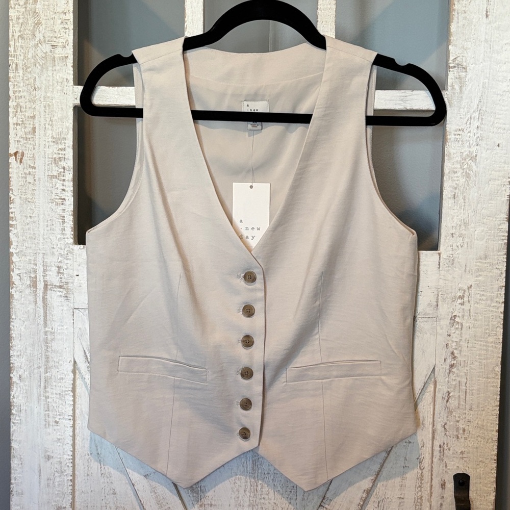 NWT A New Day Cream Vest